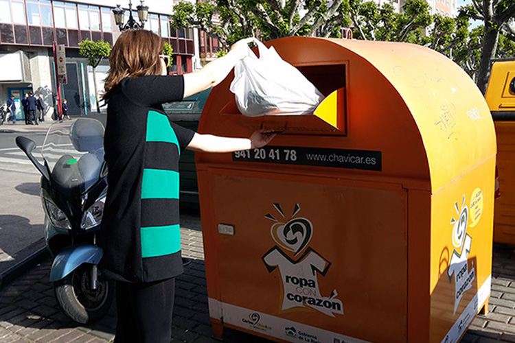 contenedor-reciclaje-ropa-chavicar